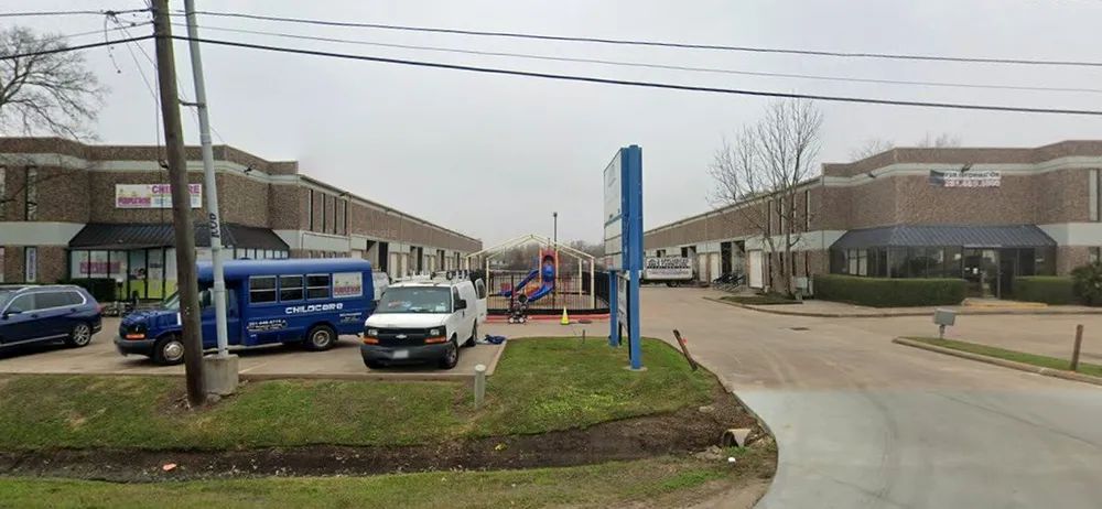 600 Sam Street — small-bay industrial park in Houston, Texas