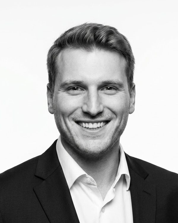 Aaron Rose