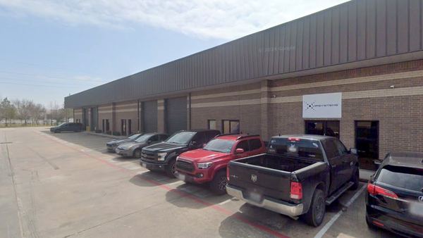 Suite frontage with parking in front of every bay