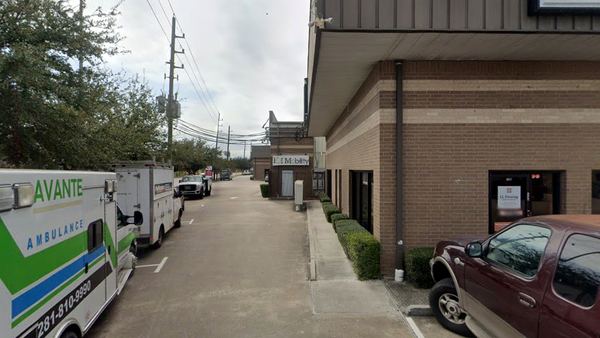 End elevation and tenant entrance doors