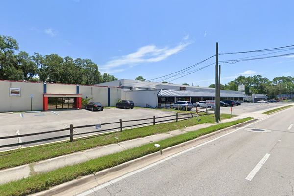 Street-level view of the small-bay park frontage on St Augustine Road